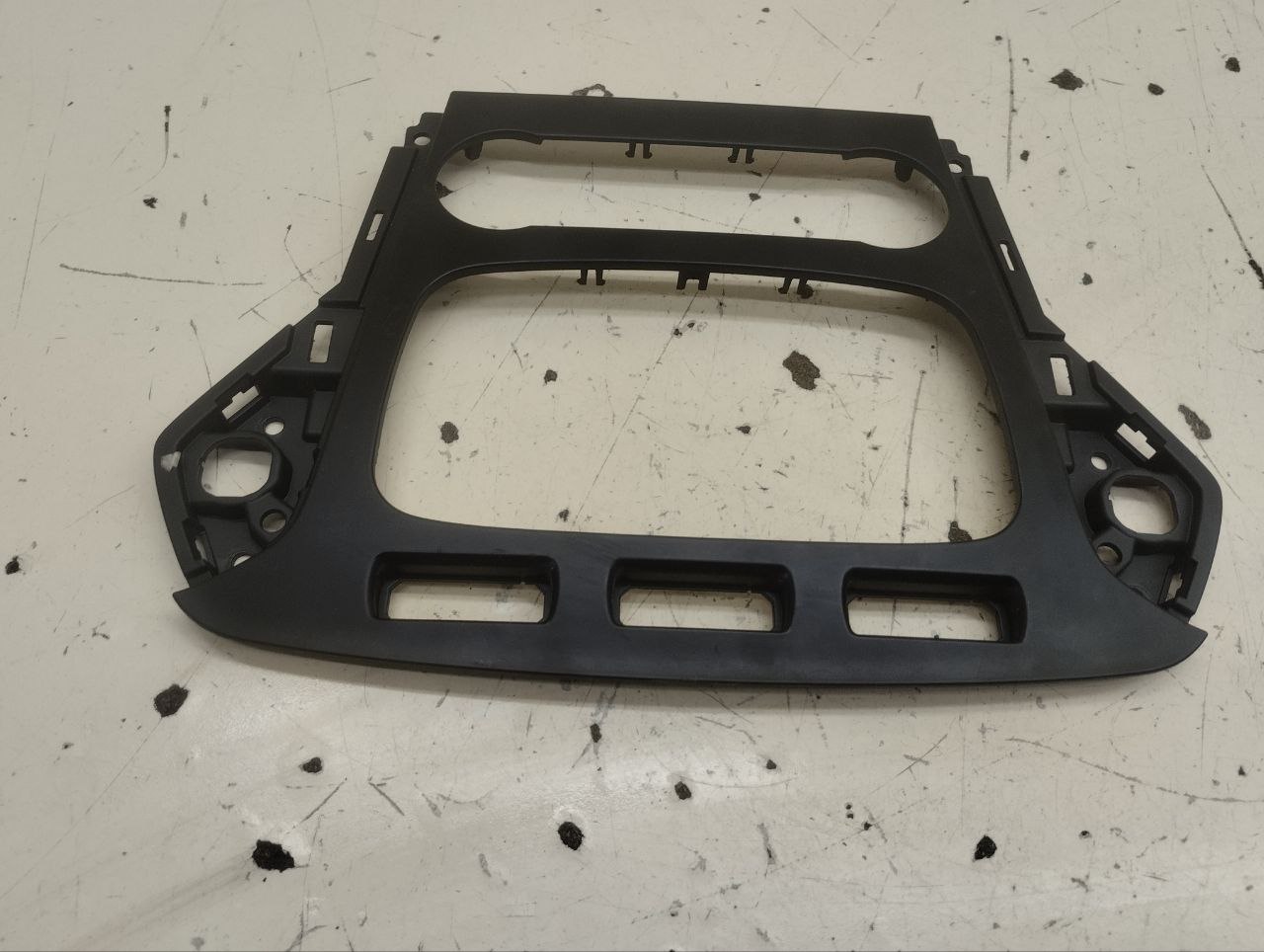 Рамка магнитолы Ford Mondeo 4 2007-2015