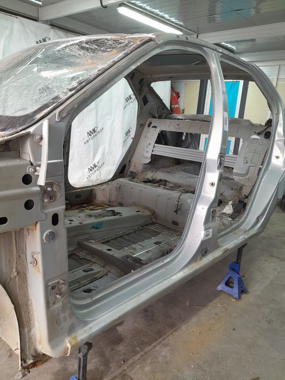 Порог со стойкой левый Renault Logan (1) 2005-2014 Порог со стойкой левый Renault Logan (1) 2005-2014