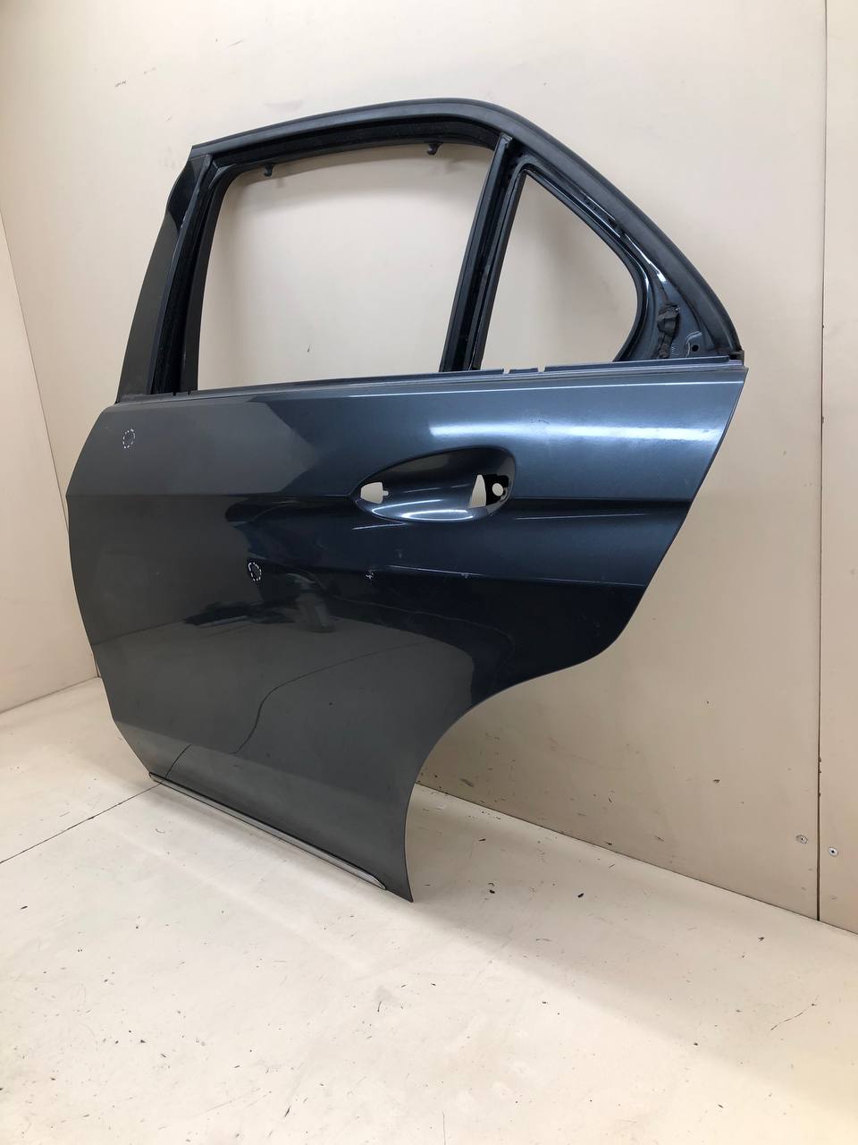 Дверь задняя левая Mercedes-Benz E-Class (W212/S212/C207/A207) 2009-2016 Дверь задняя левая Mercedes-Benz E-Class (W212/S212/C207/A207) 2009-2016