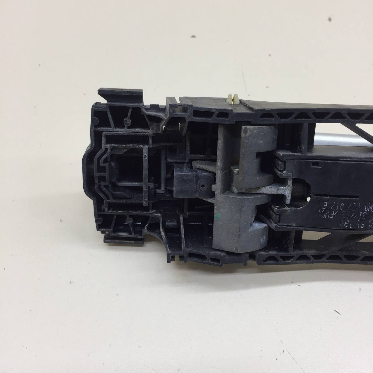 Ручка двери задней наружная левая Volkswagen Polo (MK5) 2011-2020 Ручка двери задней наружная левая Volkswagen Polo (MK5) 2011-2020