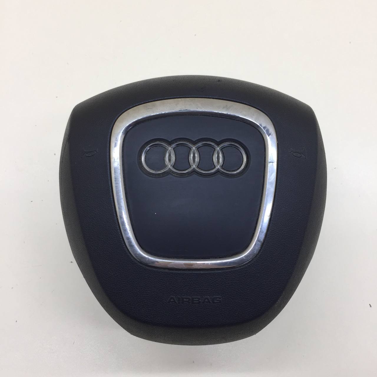 Подушка безопасности в рулевое колесо Audi Q7 (4L) 2005-2015