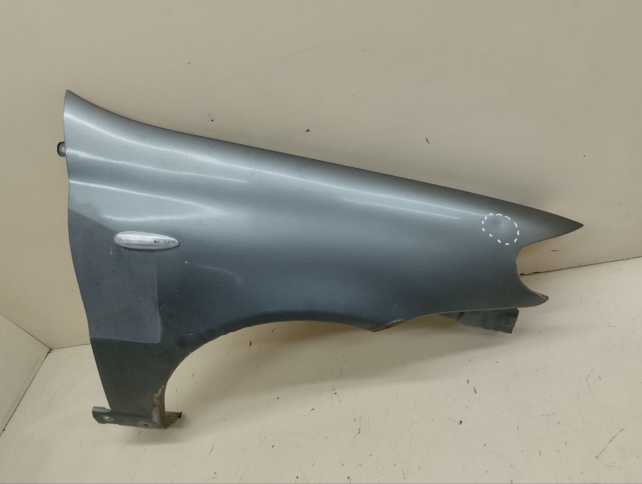 Крыло переднее правое Fiat Albea 2002-2012