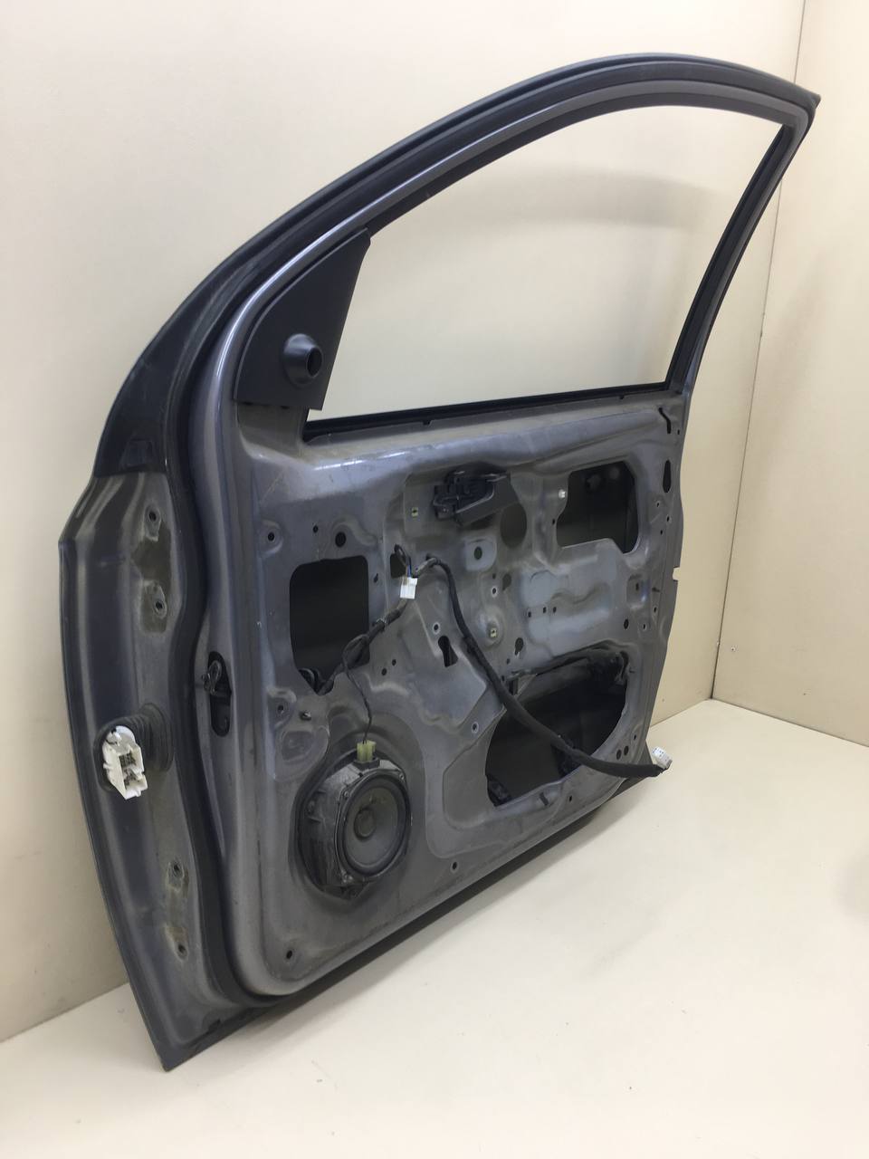 Дверь передняя правая Chevrolet Aveo T250 2005-2011 Дверь передняя правая Chevrolet Aveo T250 2005-2011