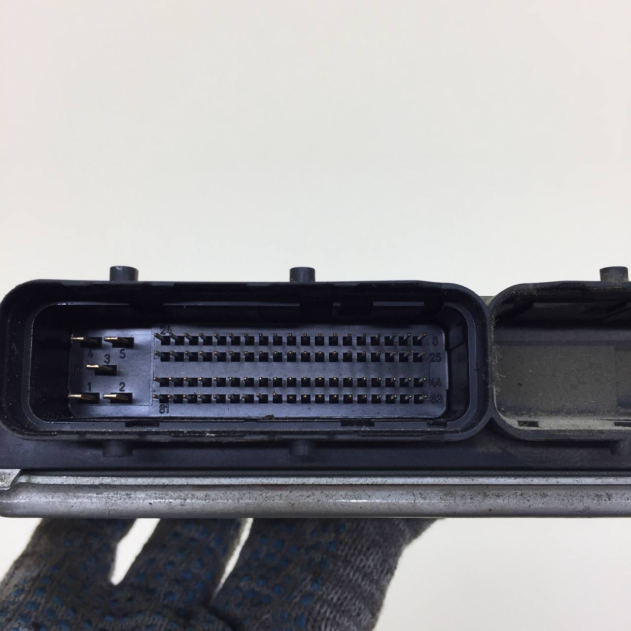 Блок управления двигателем Chevrolet Niva 2009-2020