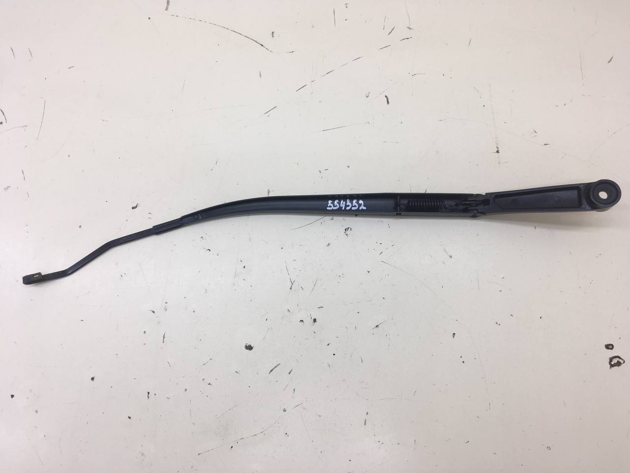 Поводок стеклоочистителя передний правый Hyundai ix35 (LM) 2010-2015