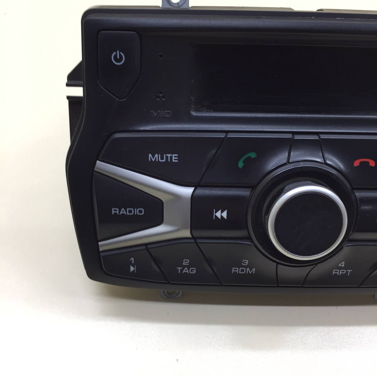 Магнитола Lada Vesta 2015>