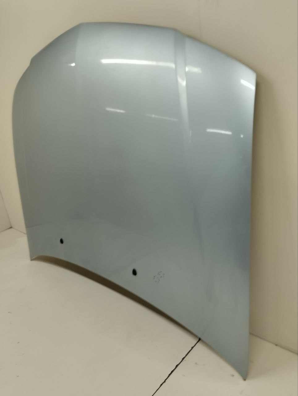 Капот Nissan Almera Classic (B10) 2006-2013 Капот Nissan Almera Classic (B10) 2006-2013