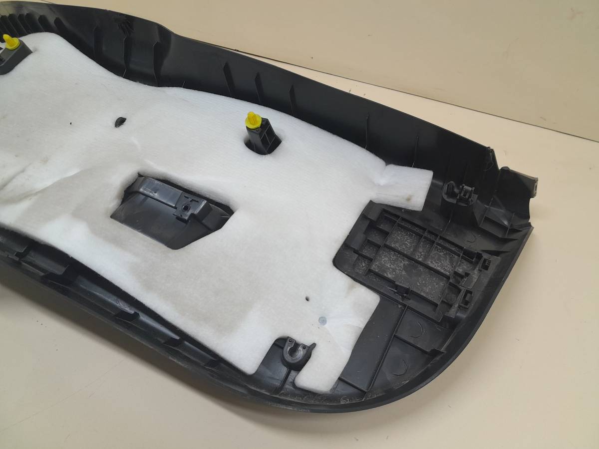 Обшивка двери багажника Mazda Mazda 3 (BL) 2009-2013