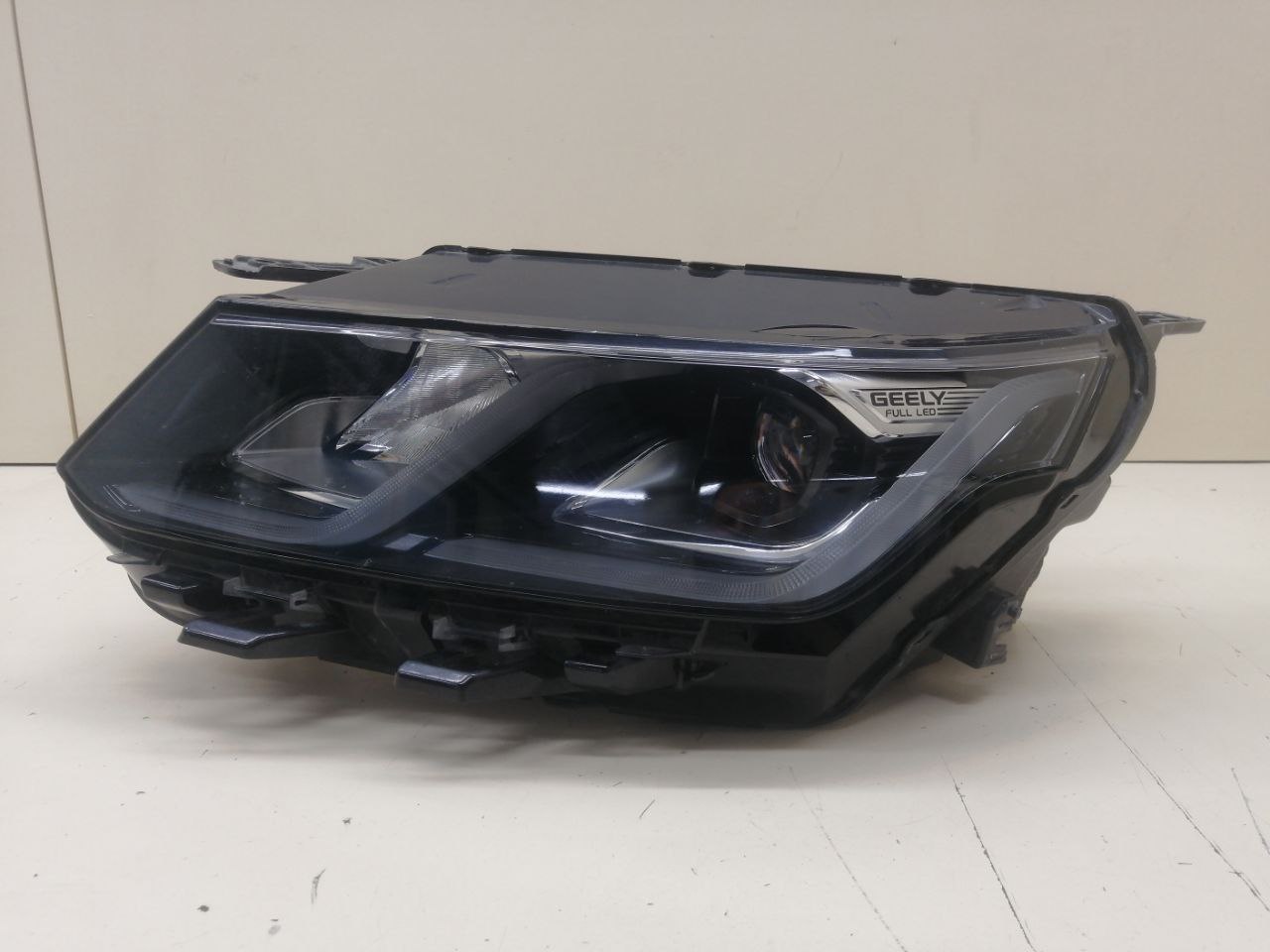 Фара левая Geely Coolray (SX11) 2018>