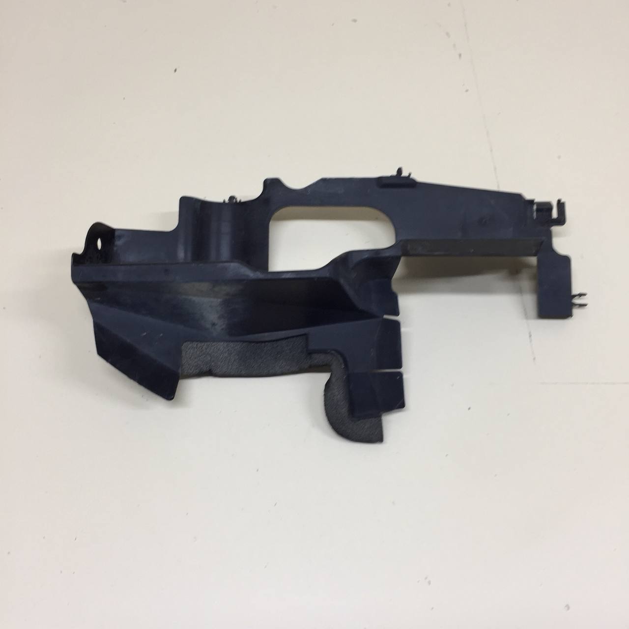 Воздуховод радиатора Toyota Rav 4 (XA40) 2013-2019 Воздуховод радиатора Toyota Rav 4 (XA40) 2013-2019