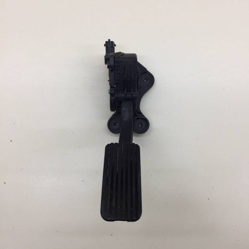 Педаль газа Kia Cerato (TD) 2009-2013 Педаль газа Kia Cerato (TD) 2009-2013