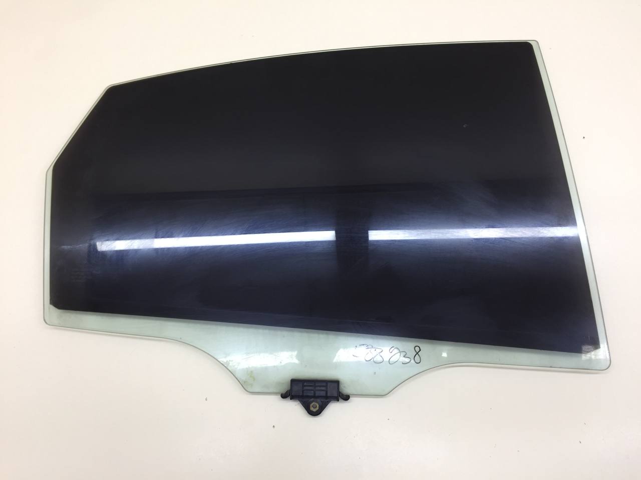 Стекло двери задней правой Hyundai Elantra (HD) 2006-2010