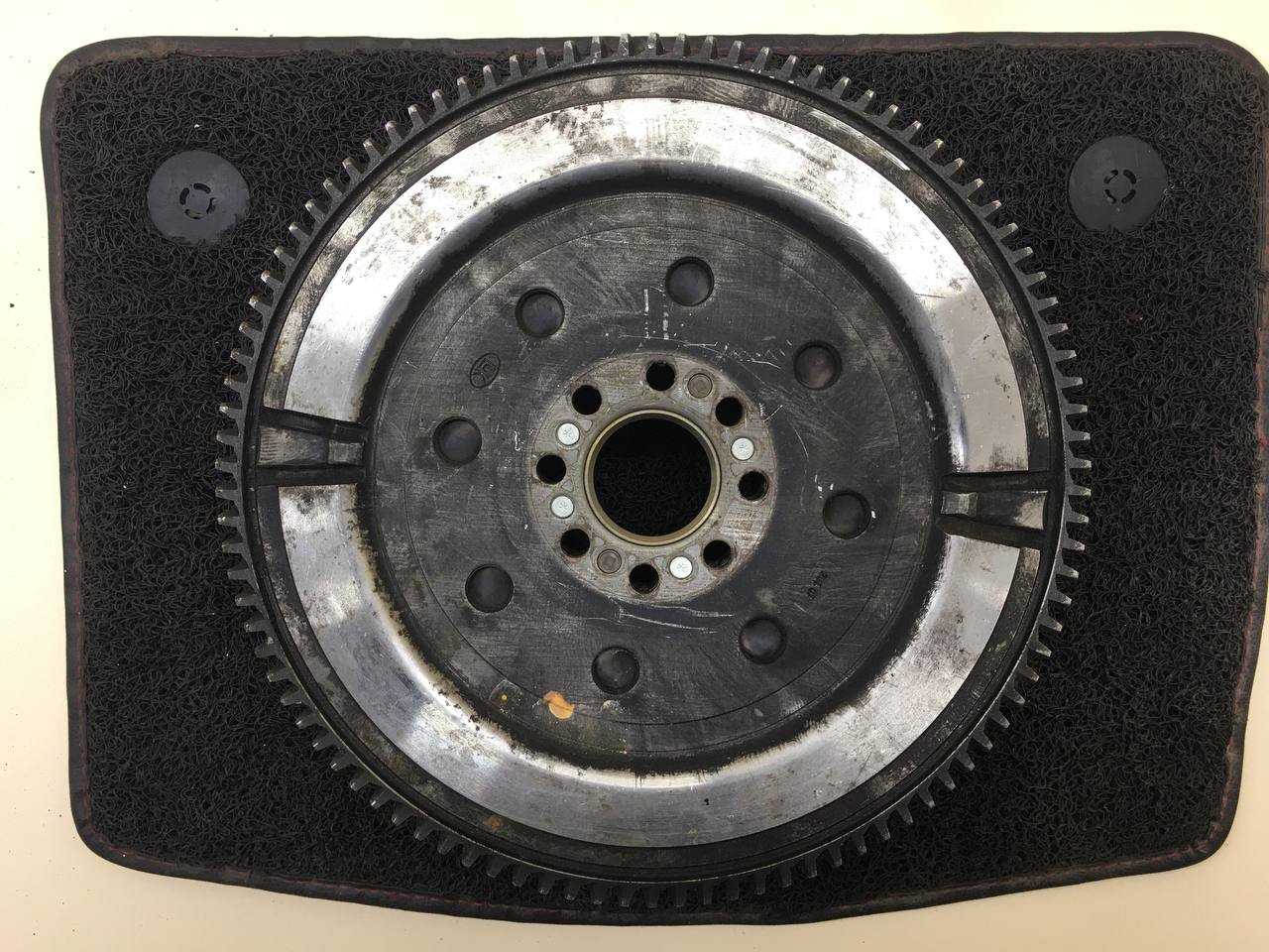 Маховик Toyota Rav 4 (XA40) 2013-2019 Маховик Toyota Rav 4 (XA40) 2013-2019