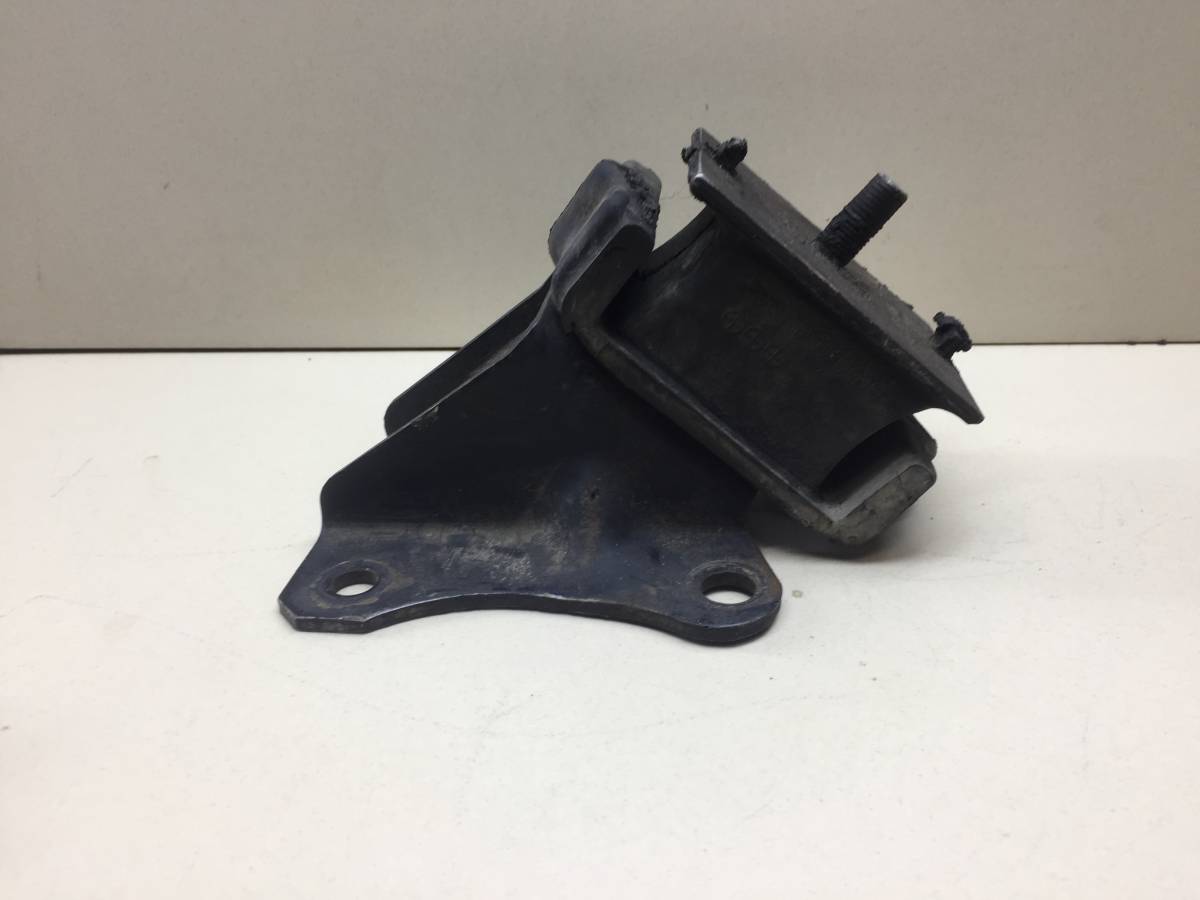 Опора двигателя Ford Ranger 2 2006-2011г