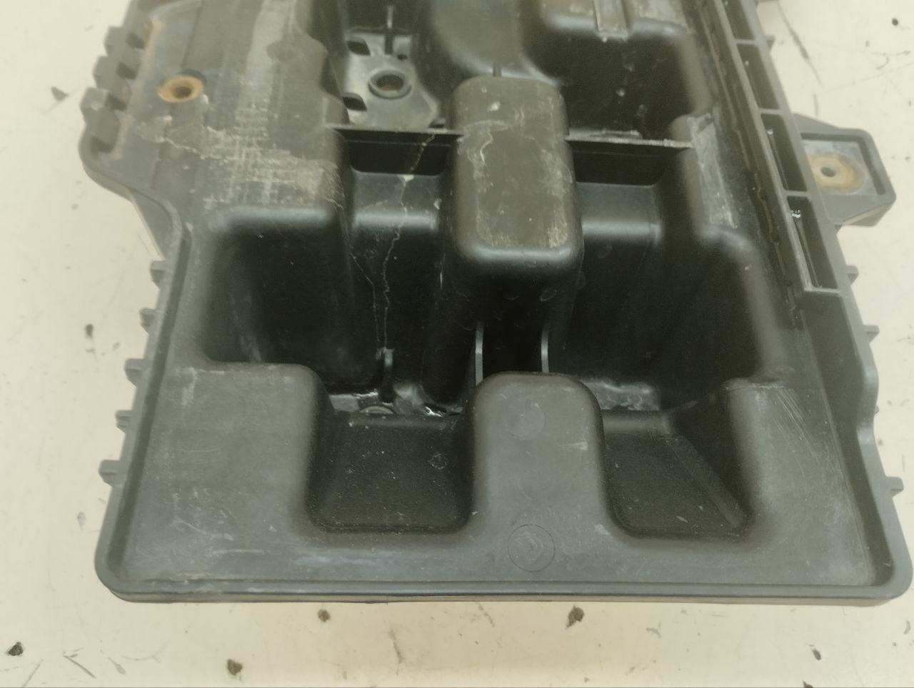 Крепление АКБ (корпус / подставка) Hyundai Tucson (TL) 2015-2021