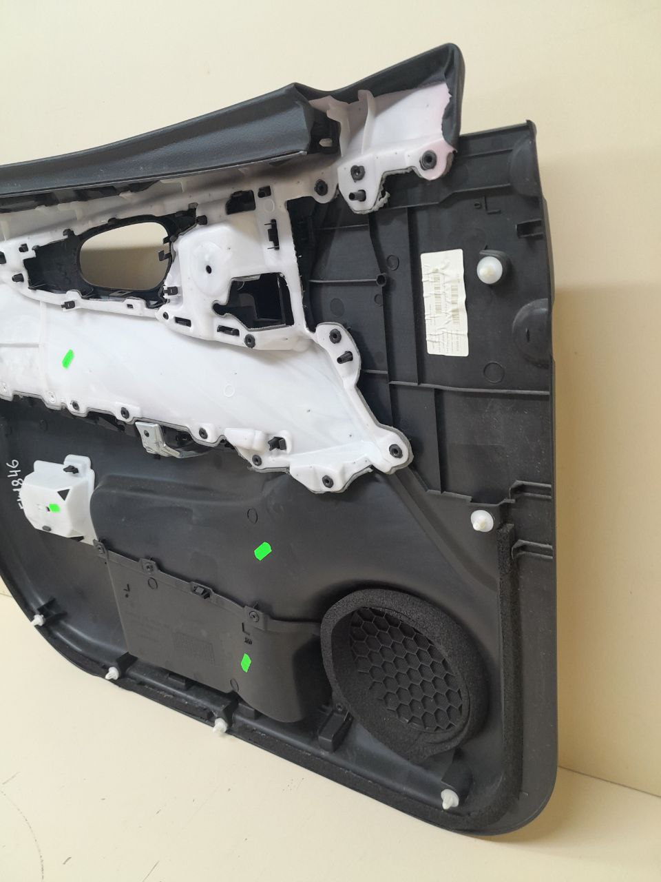 Обшивка двери передней правой Nissan Qashqai (J11) 2014>