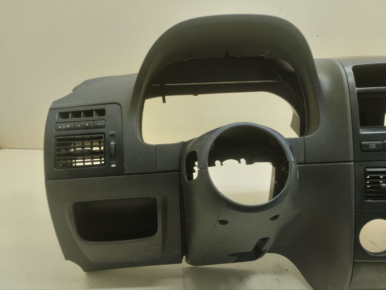 Торпедо Fiat Albea 2002-2012 Торпедо Fiat Albea 2002-2012