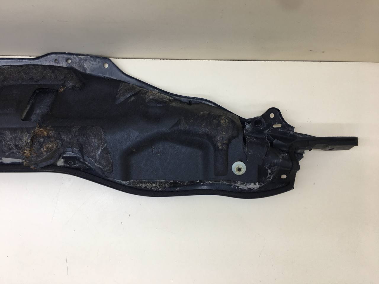 Водосток Mazda Mazda 2 (DE) 2007-2014