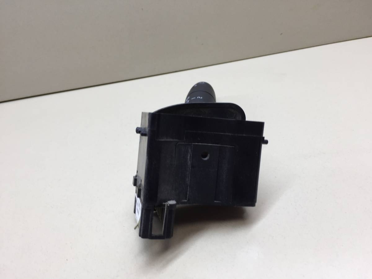 Переключатель стеклоочистителей Renault Duster (HSA, HSM) 2012>