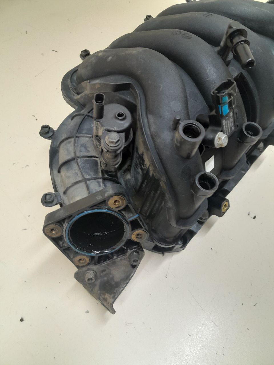 Коллектор впускной Chevrolet Cobalt (T250) 2011-2015