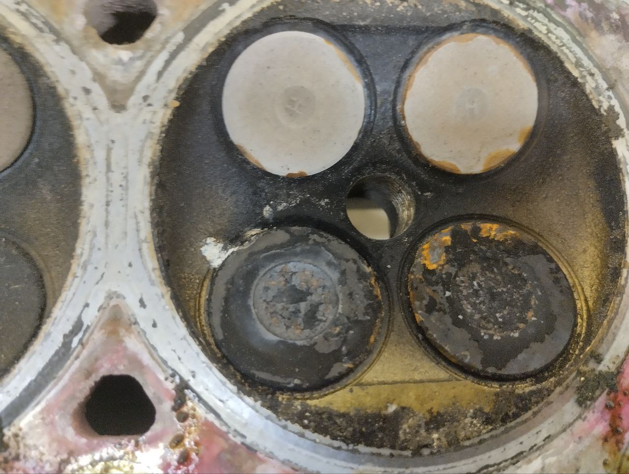 Головка блока цилиндров Ford Fusion (JU) 2002-2012