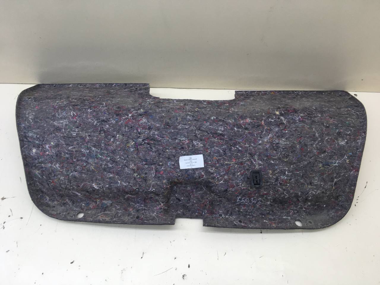 Обшивка двери багажника Skoda Rapid 2012-2020