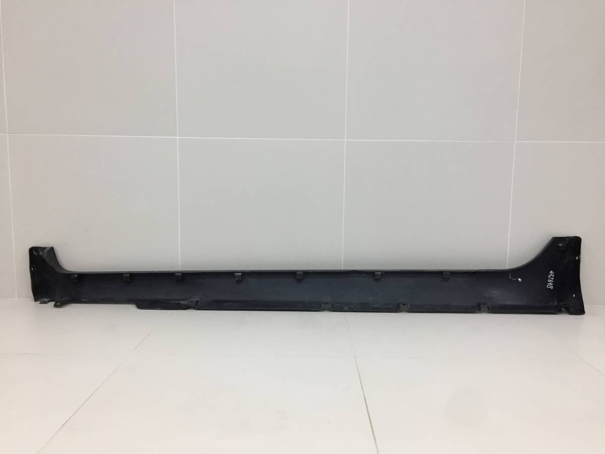 Накладка на порог (наружная) Nissan Primera (P12) 2002-2007