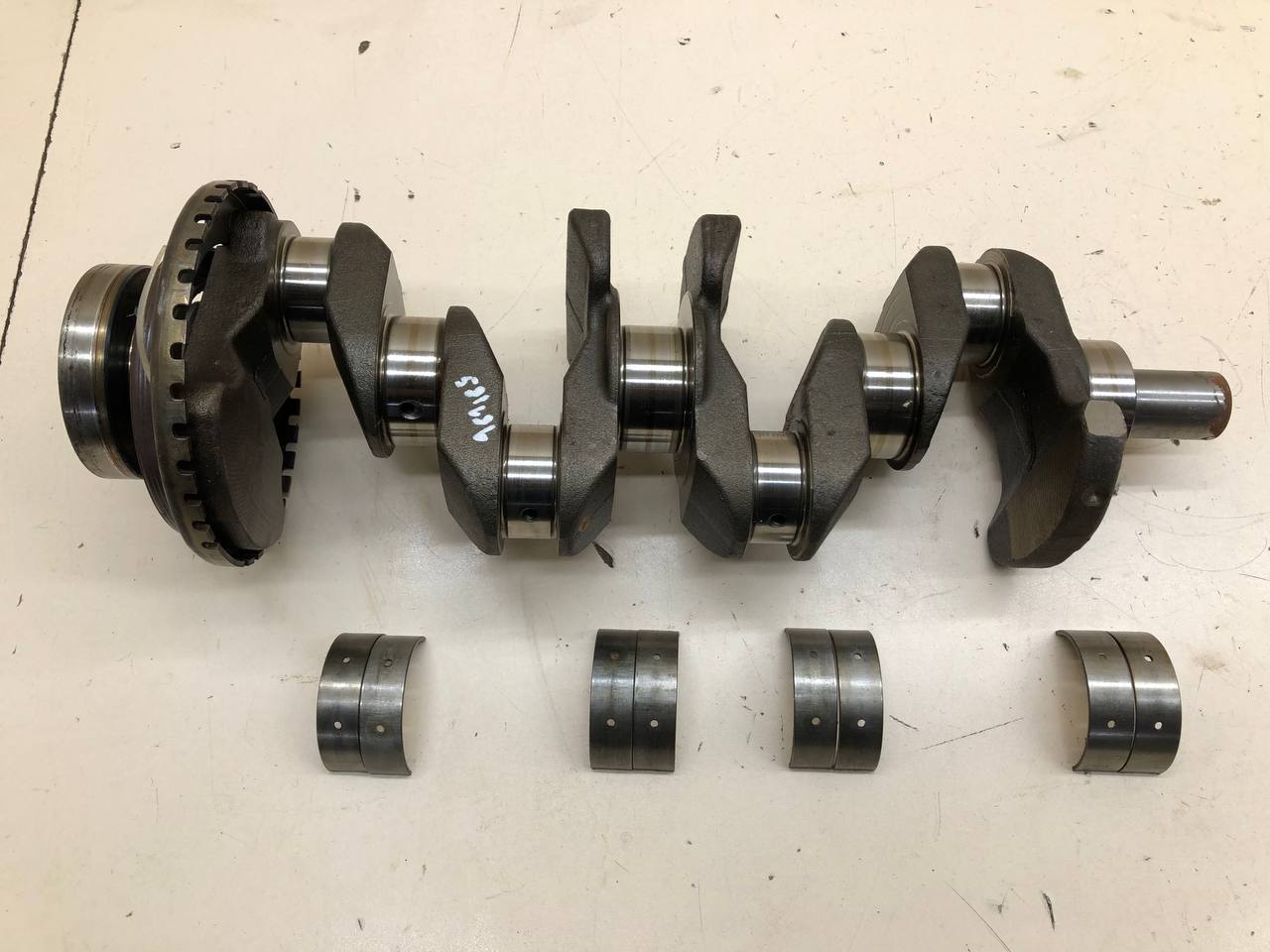 Коленвал Nissan Qashqai (J10) 2006-2013 Коленвал Nissan Qashqai (J10) 2006-2013