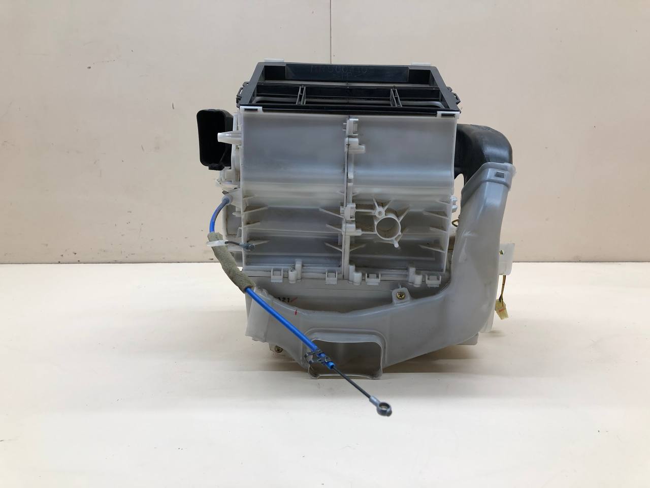 Корпус отопителя Mitsubishi Lancer 9  (CS/Classic) 2000-2011