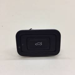 Кнопка открывания багажника Audi A4 (B8) 2007-2011