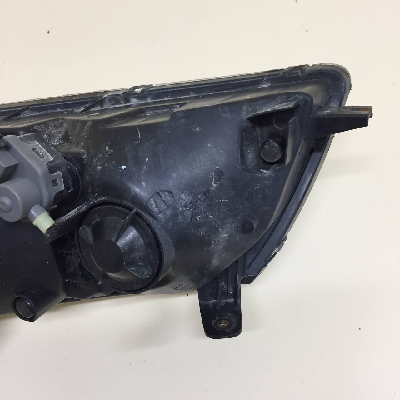 Фара правая Nissan Almera Classic (B10) 2006-2013 Фара правая Nissan Almera Classic (B10) 2006-2013