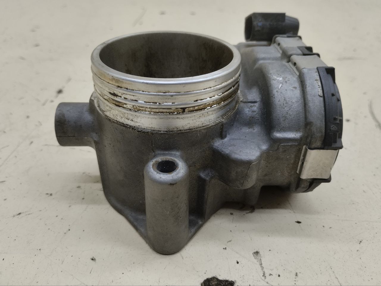 Заслонка дроссельная электрическая Chevrolet Niva 2009-2020