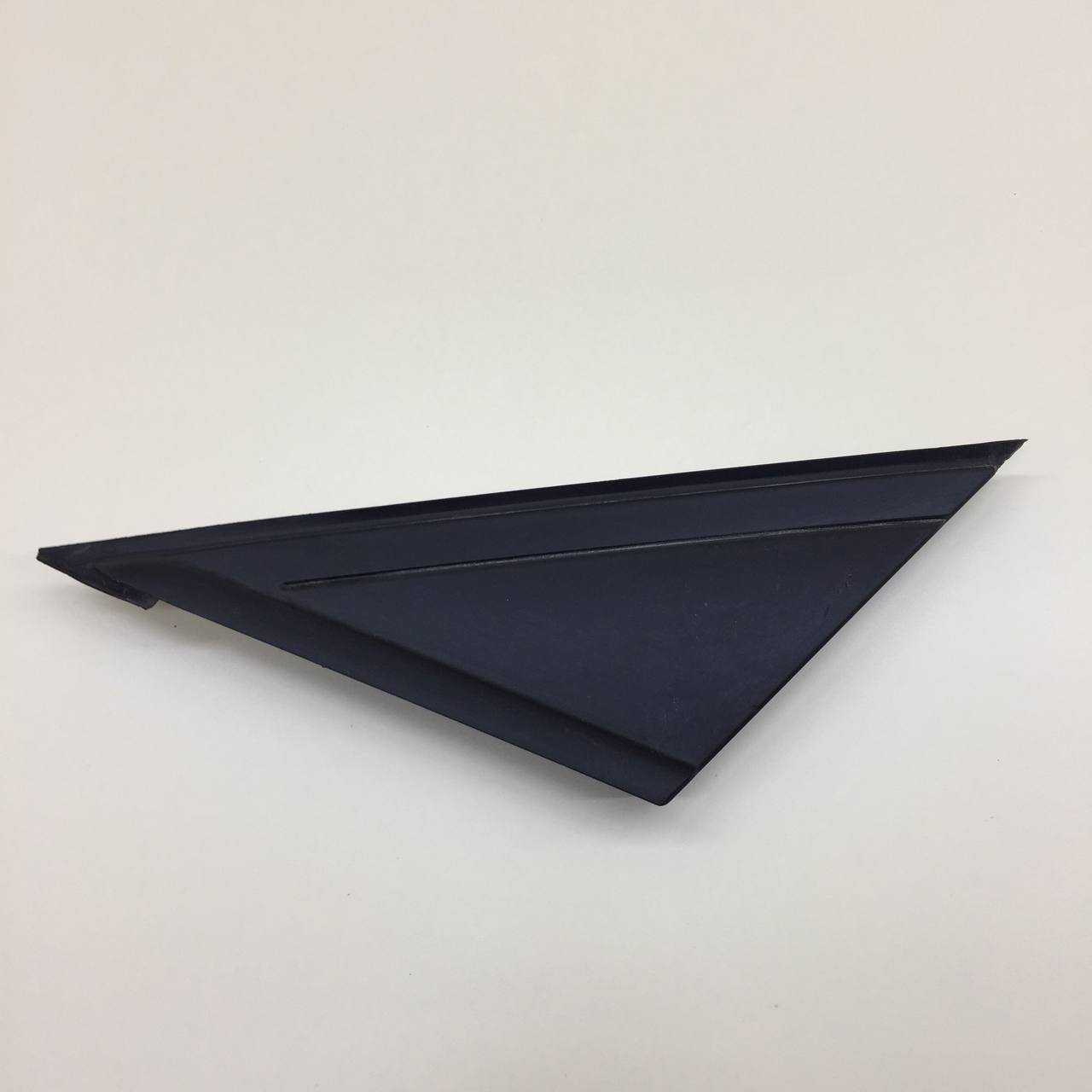 Накладка переднего крыла левого Ford Focus 3 2011>