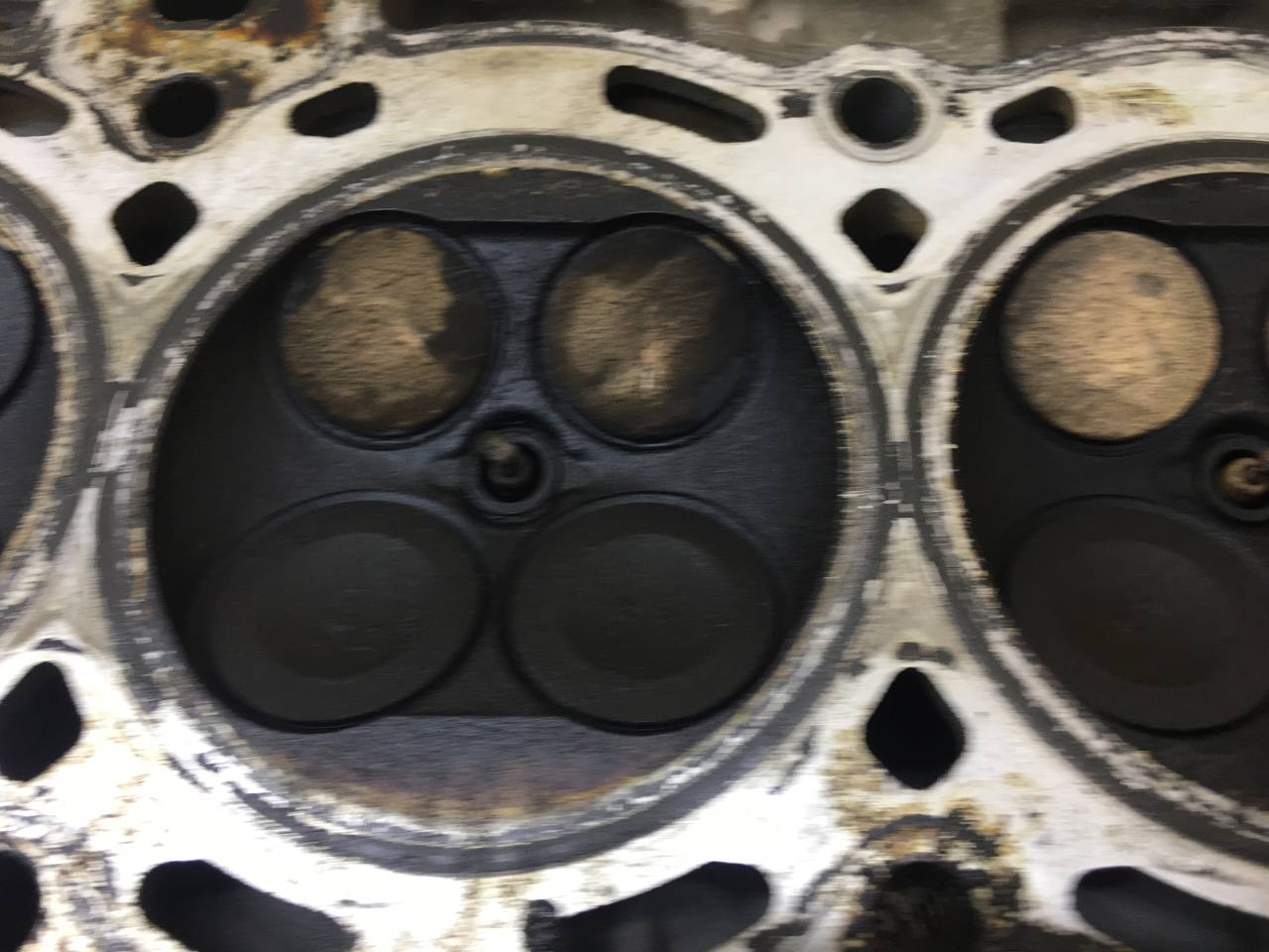 Головка блока цилиндров Mazda Mazda 6 (GH) 2007-2012 Головка блока цилиндров Mazda Mazda 6 (GH) 2007-2012