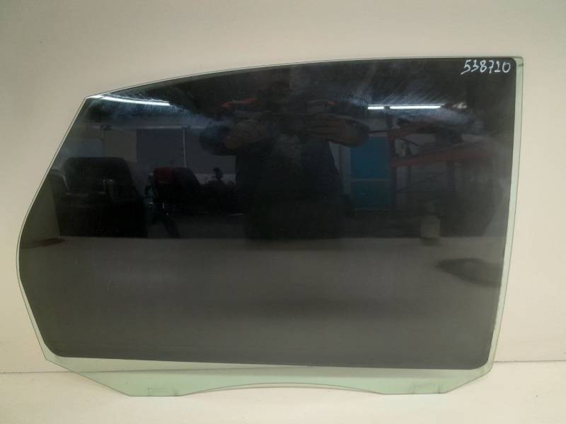 Стекло двери задней правой Ford Focus 2 (DB) 2008-2011