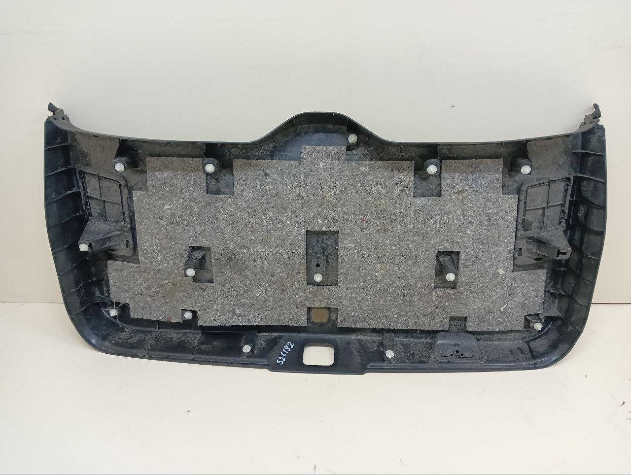 Обшивка двери багажника Subaru Legacy Outback (BR/B14) 2010-2014