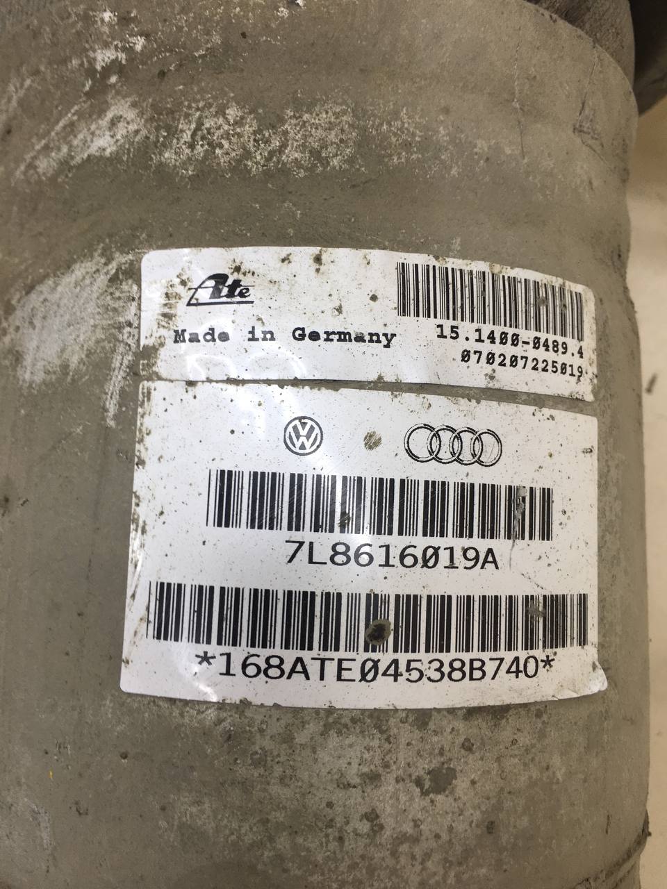 Амортизатор задний левый Audi Q7 (4L) 2005-2015