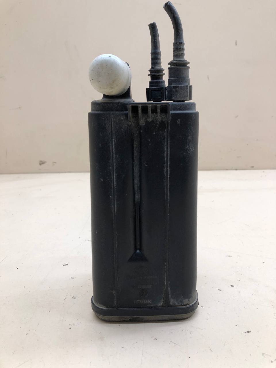 Абсорбер (фильтр угольный) Lada Vesta 2015>