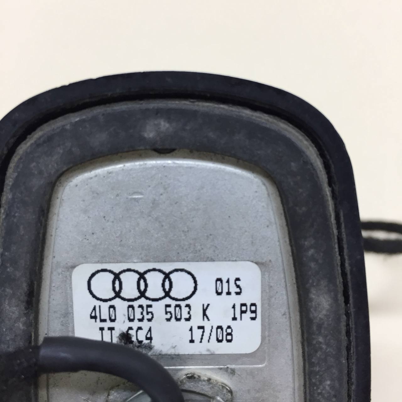 Антенна Audi Q7 (4L) 2005-2015