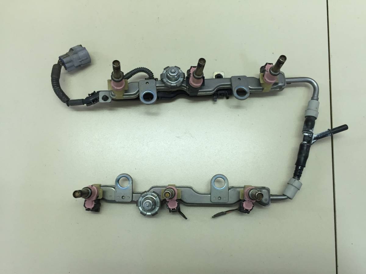 Рейка топливная (рампа) Lexus GS 350/300H 2012>