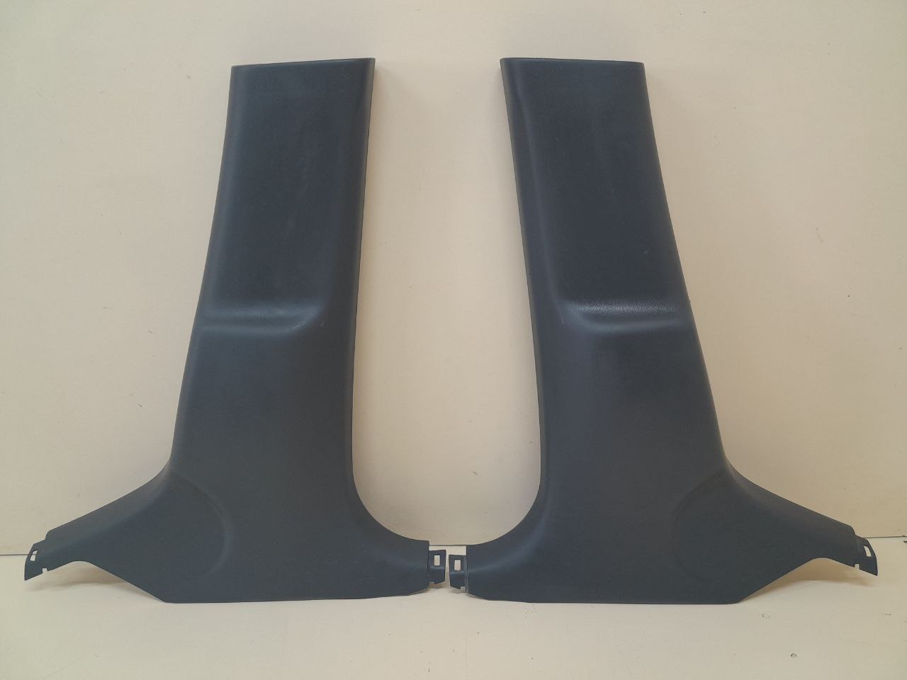Обшивка стойки Nissan Almera Classic (B10) 2006-2013 Обшивка стойки Nissan Almera Classic (B10) 2006-2013