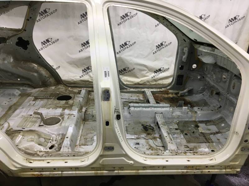 Порог со стойкой правый Hyundai ix55 2007-2013