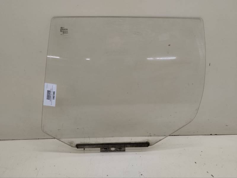 Стекло двери задней левой Chevrolet Niva 2002-2009