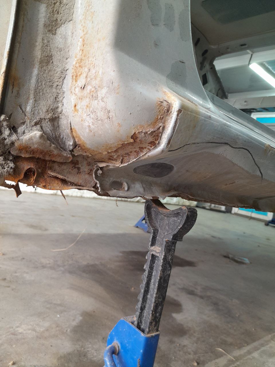 Порог со стойкой левый Renault Logan (1) 2005-2014 Порог со стойкой левый Renault Logan (1) 2005-2014