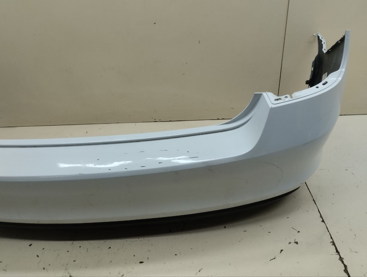 Бампер задний Skoda Rapid 2012-2020 Бампер задний Skoda Rapid 2012-2020