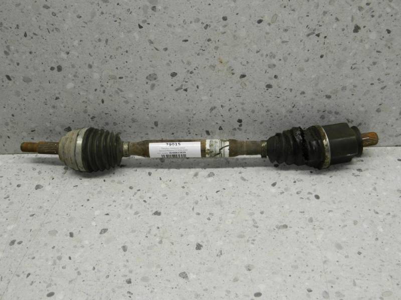 Полуось передняя левая Renault Megane (2) 2002-2009 Полуось передняя левая Renault Megane (2) 2002-2009