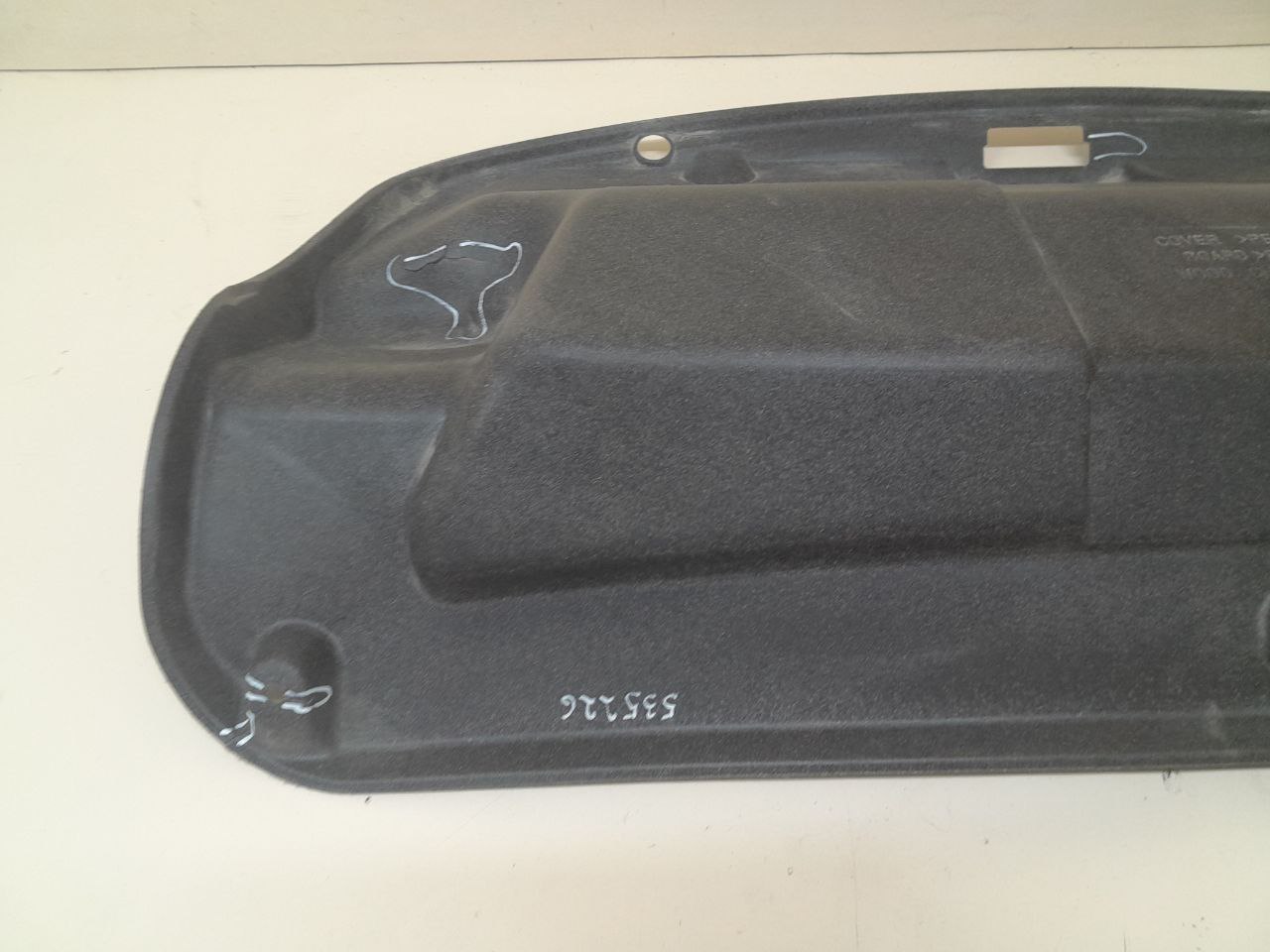 Обшивка двери багажника Mitsubishi Lancer X (CX, CY) 2007> Обшивка двери багажника Mitsubishi Lancer X (CX, CY) 2007>