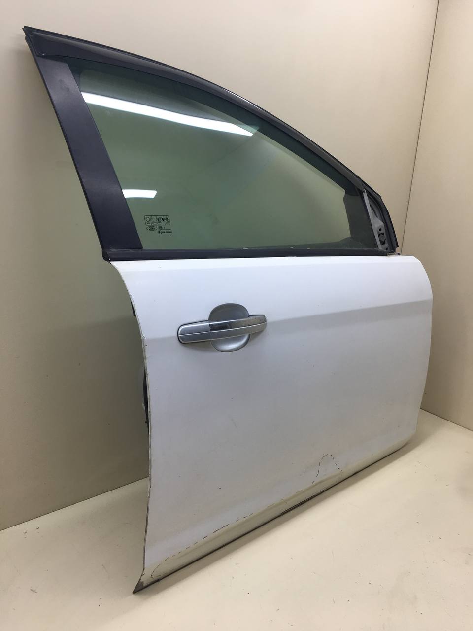 Дверь передняя правая Ford Focus 2 (DB) 2008-2011 Дверь передняя правая Ford Focus 2 (DB) 2008-2011