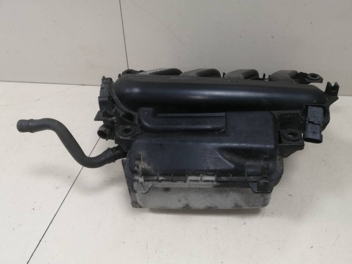 Коллектор впускной Renault Fluence 2010-2017 Коллектор впускной Renault Fluence 2010-2017