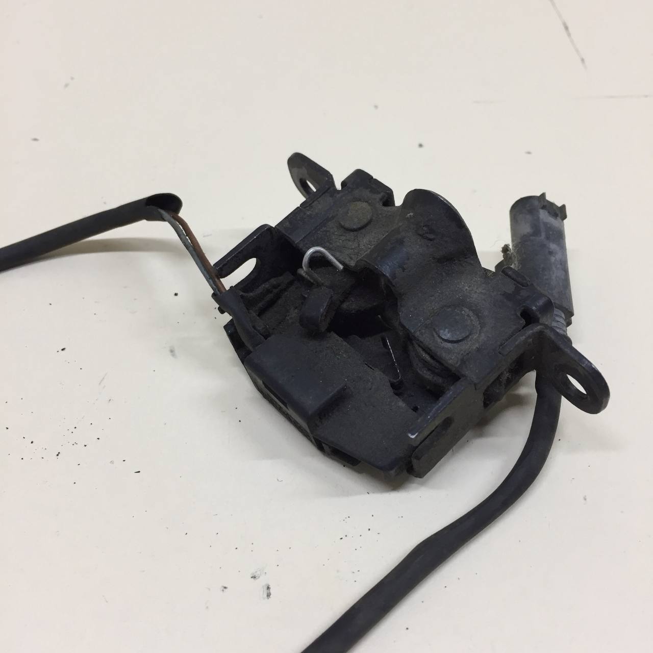 Замок капота Mercedes-Benz ML-Class (W163) 1998-2004